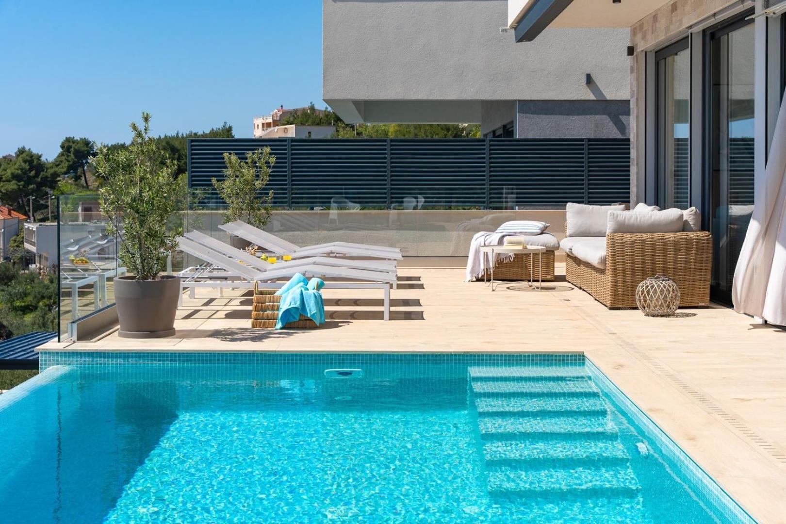 New! Ocean View Villa イェセニツェ エクステリア 写真